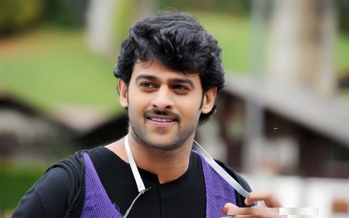 The reason behind Prabhas and Allu Arjun fan war