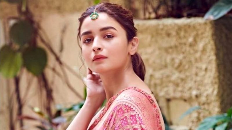 Alia Bhatt Wishes B’day Boy Ranbir Kapoor With Red Heart Emoji
