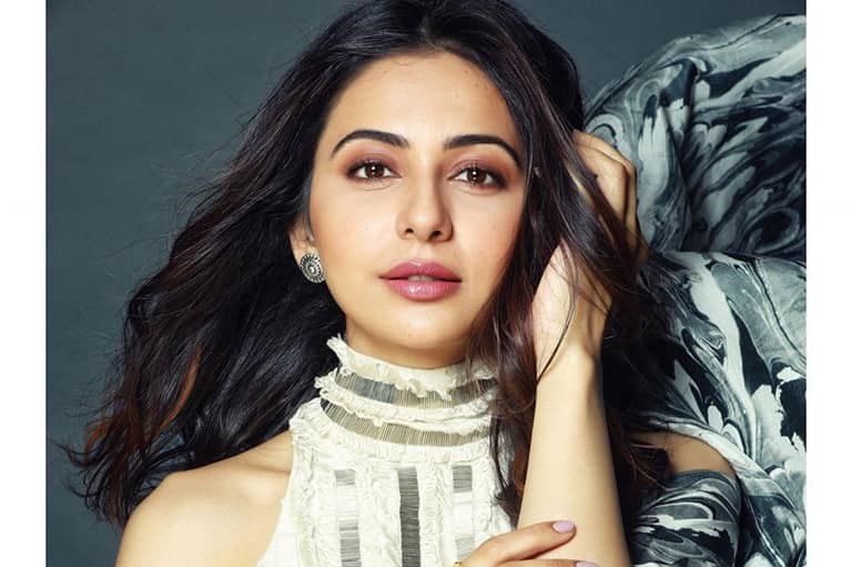 Fans upset with this heroine doing a special song in RRR