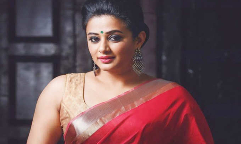 Priyamani signs a Telugu-Hindi bilingual project