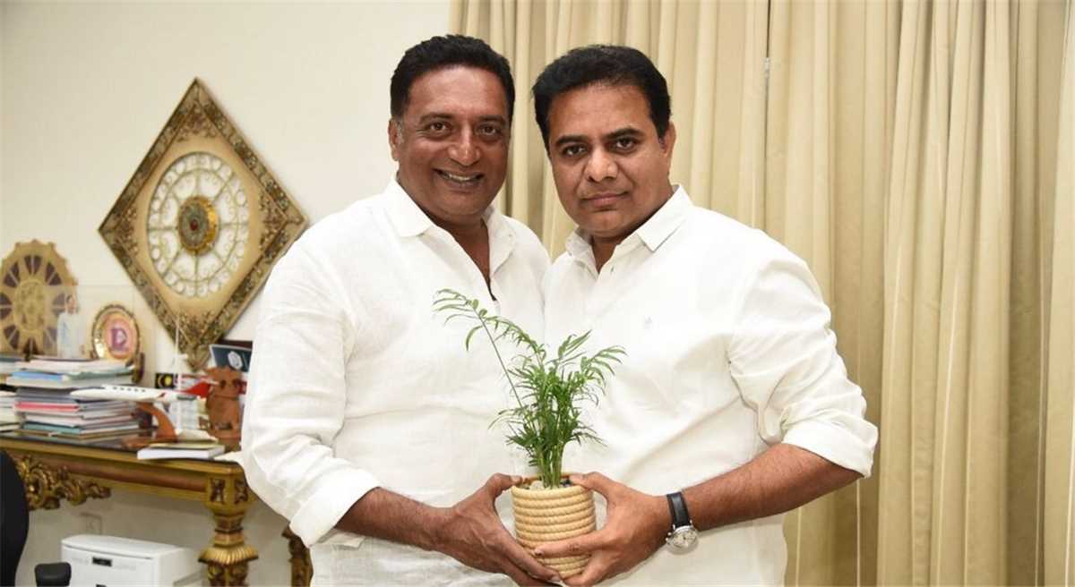 Actor-politican Prakash Raj backs TRS in GHMC polls