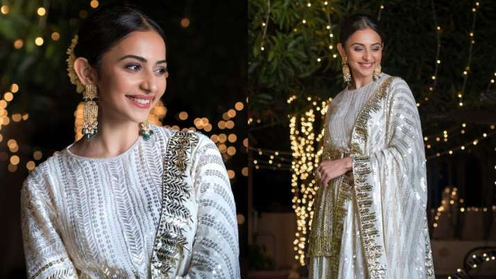 From being a Delhi girl to a Telugu ammayi: Rakul Preet on completing seven years in Tollywood!