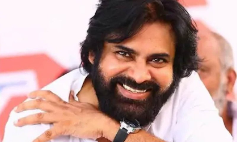Pawan Kalyan to keep Krish waiting; Is it the reason? 