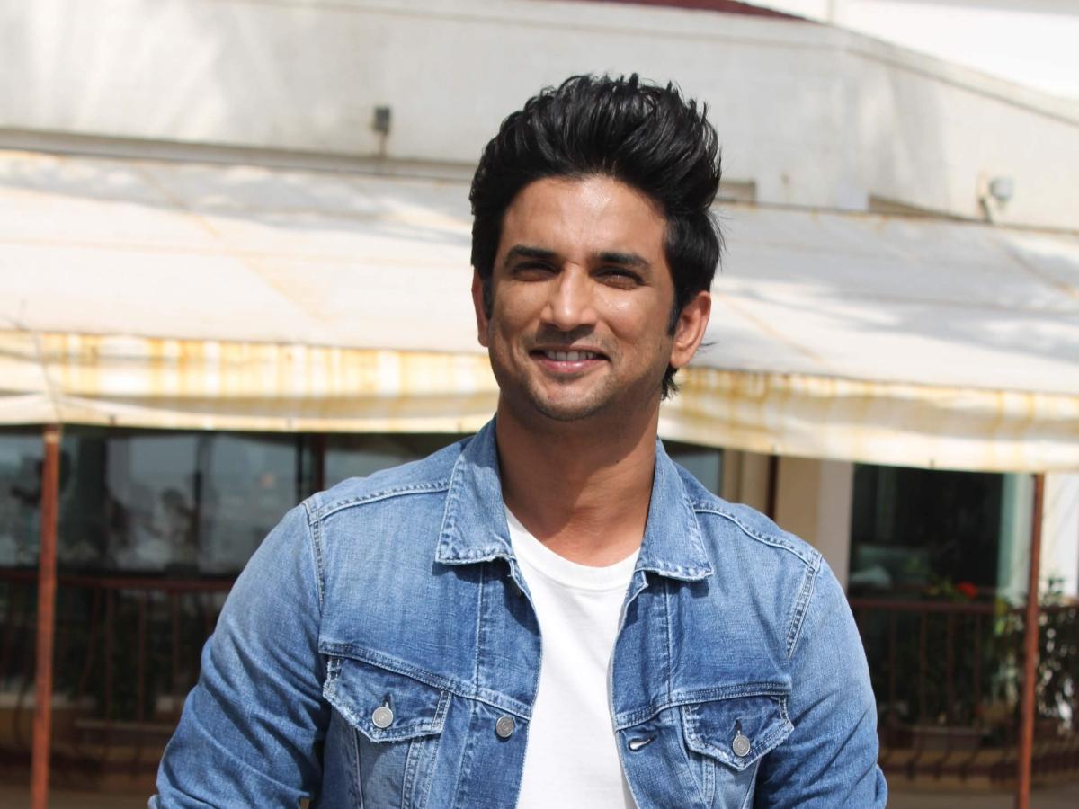 Bollywood: Ranveer Singh mocked for making fun of Sushant Singh Rajput!