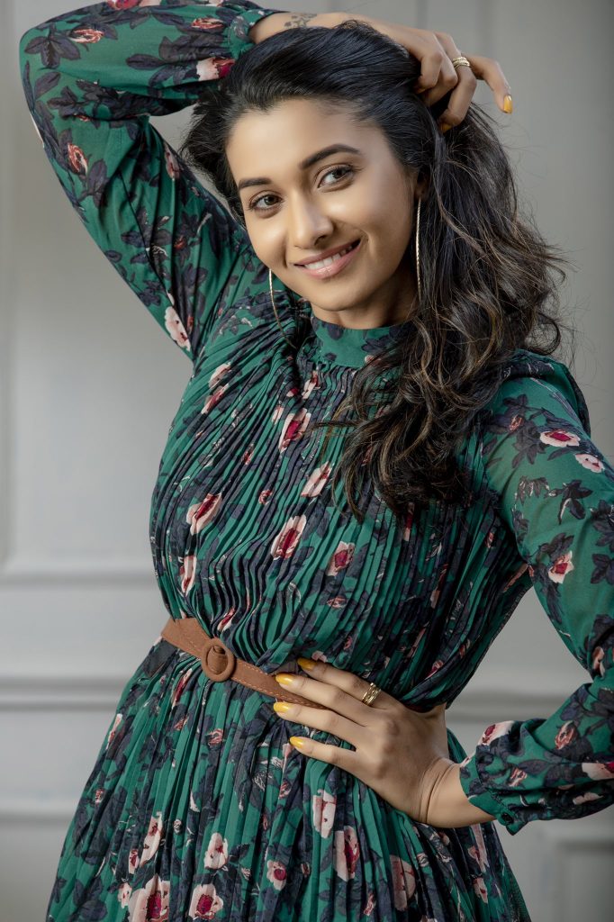 Priya Bhavani Shankar New Gallerys