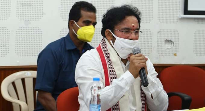 BJP blames TRS government for low turnout in GHMC polls
