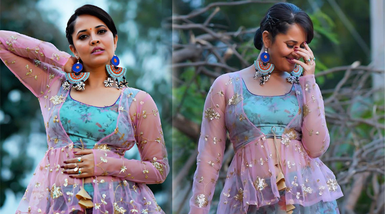 Anasuya Bharadwaj Amazing Pictures