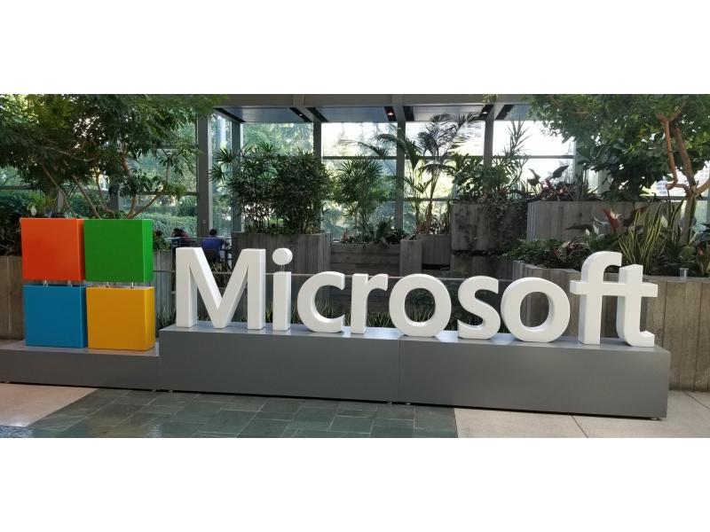 Microsoft launches Covid-19 vaccine management platform