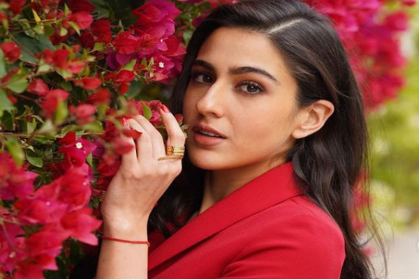 Sara Ali Khan: Trying to copy Karisma Kapoor wouldn’t be fun and wouldn’t be possible