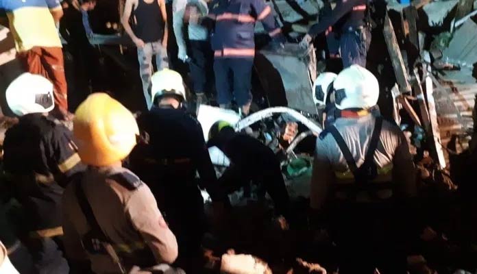 11 killed in Mumbai house collapse