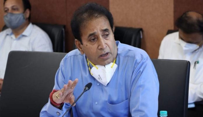 ED arrests 2 aides of Anil Deshmukh