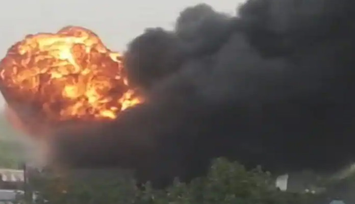 Fire breaks out in a chemical factory in Greater Noida