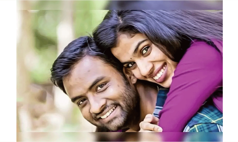 Singer couple reacts to divorce rumors