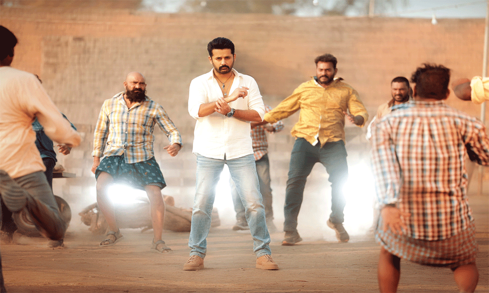 Nithiin, Sreshth Movies’ Macherla Niyojakavargam Oora Mass Trailer Released