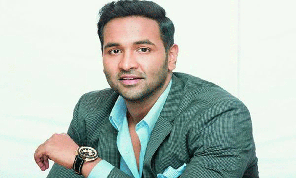Manchu Vishnu following Mahesh Babu