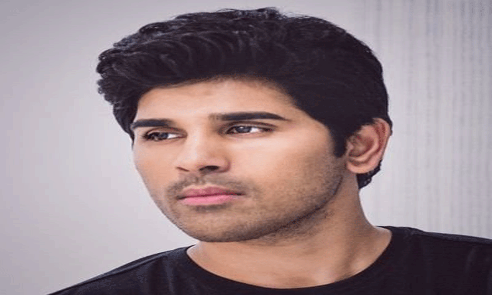 Insult to Allu Sirish at Gannavaram Airport