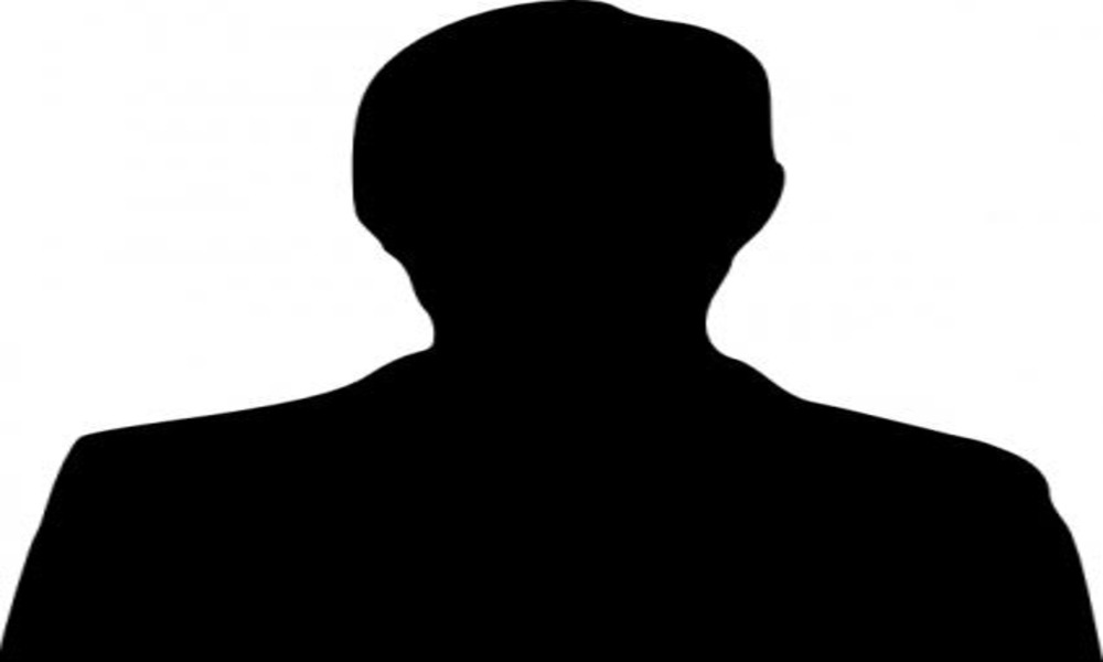 Headstrong Hero insults Director and Heroine