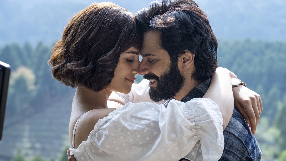 Chilipi Varaale Ivvu Song from Bhediya Movie