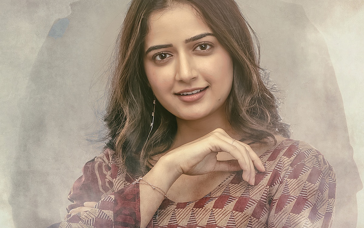 Ashika Playing Kalyan Ram ‘Amigos’