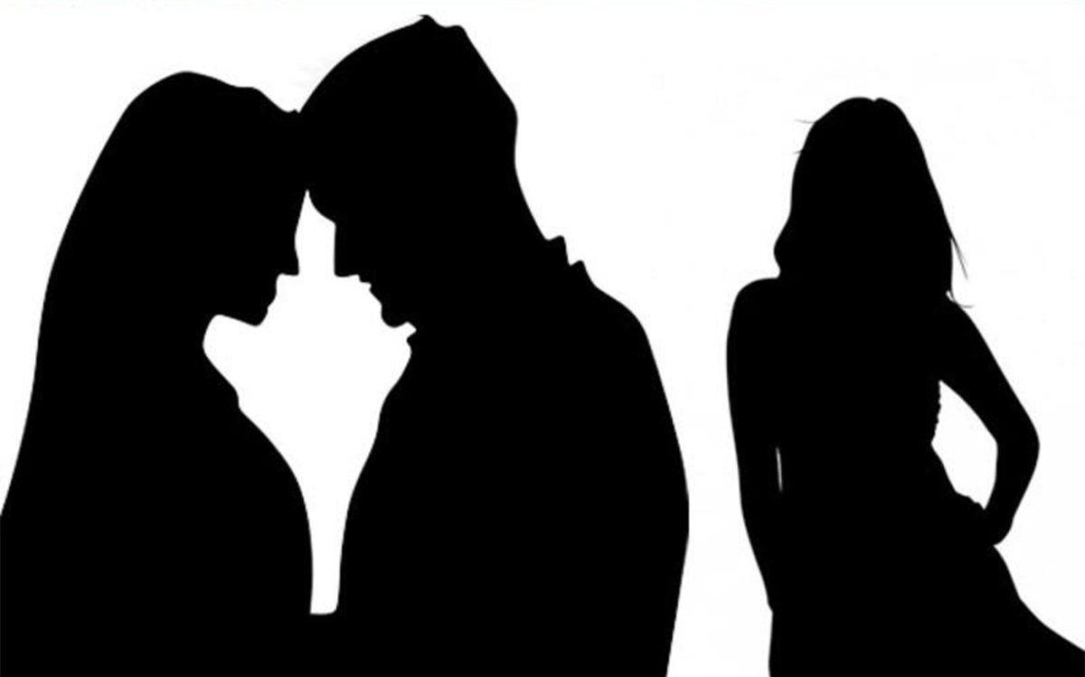 Fadeout Heroine’s Affair With Young Hero