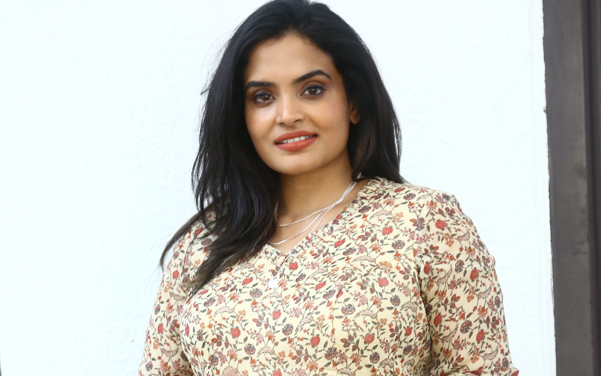 The way I see myself has changed with 18 Pages – Sarayu