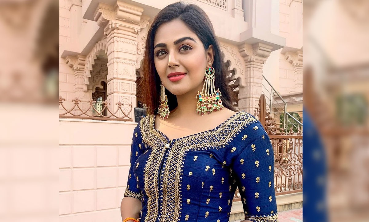 Actress Monal Gajjar Opens Up About Her Relationship Status