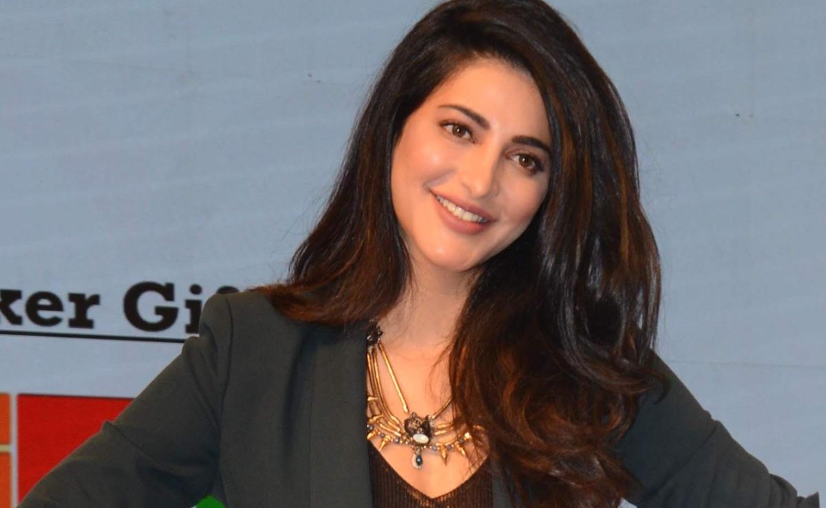 Young Hero Not Ready To Act With Shruti Haasan