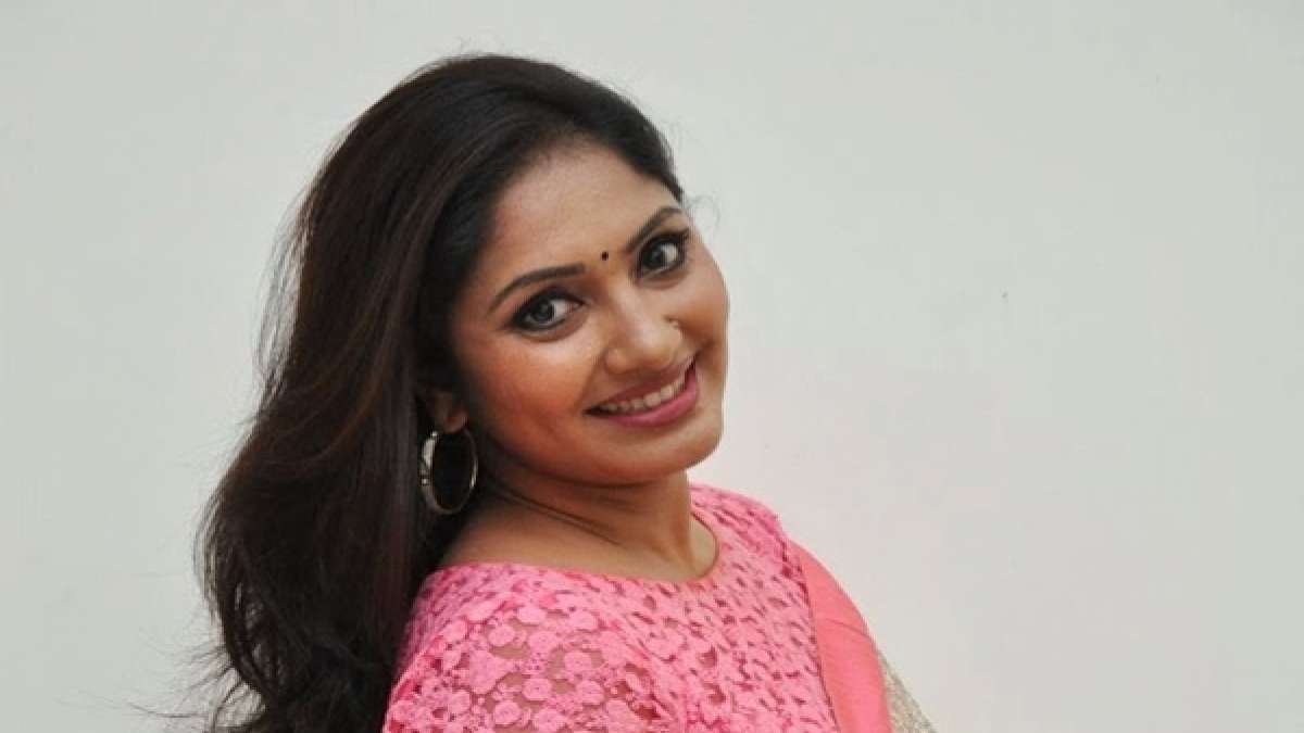 Actress Jhansi On Having An Affair With Star Hero