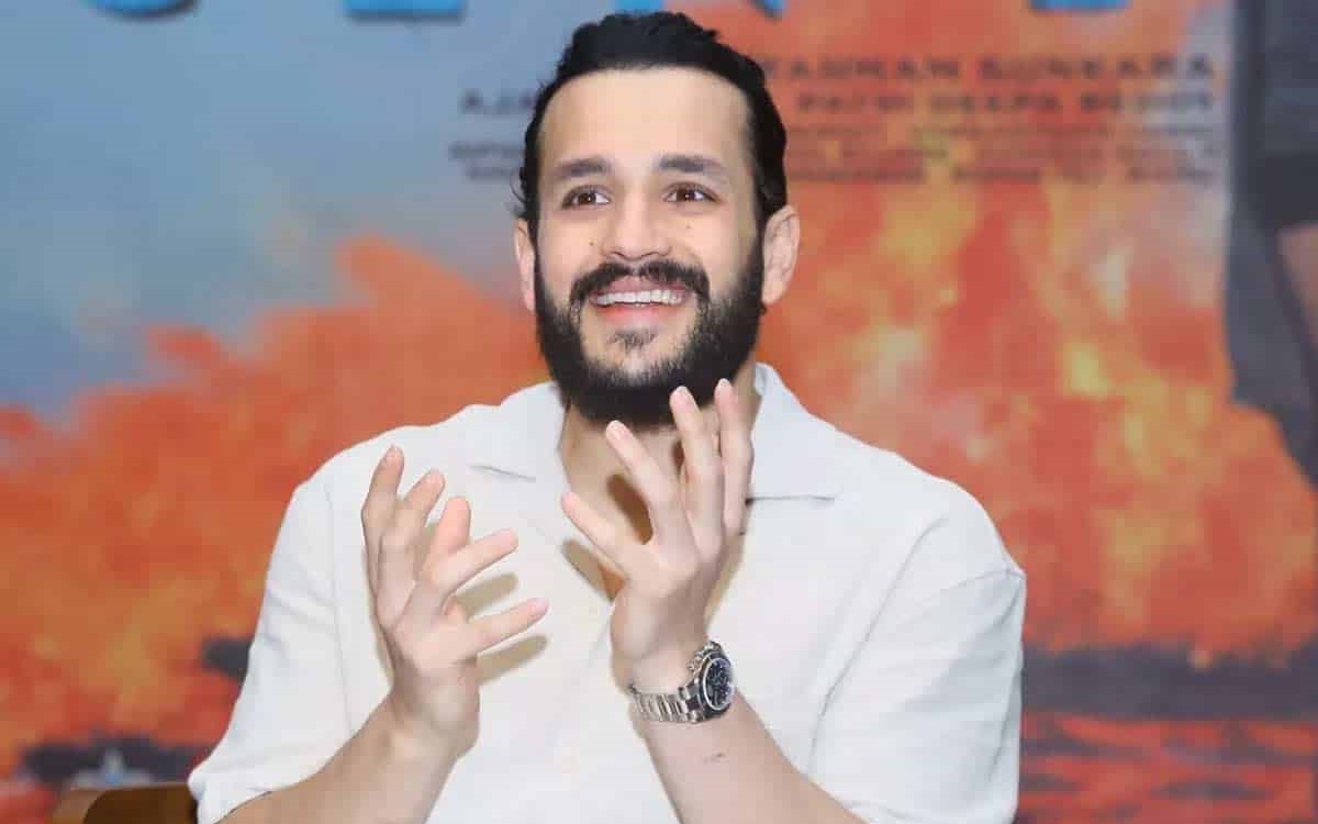 Akhil Is Still Not Learning From His Mistakes