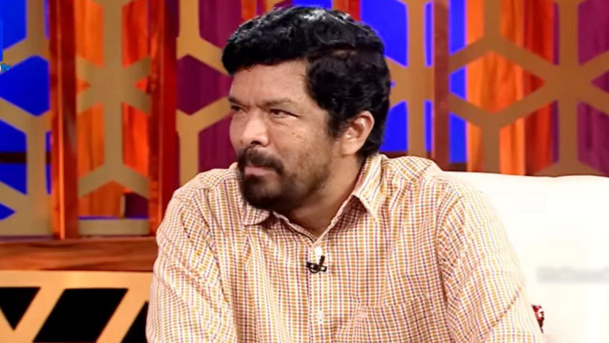 Posani Targets Chiranjeevi