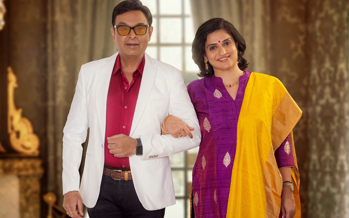 What’s The Story Behind Naresh and Pavitra?