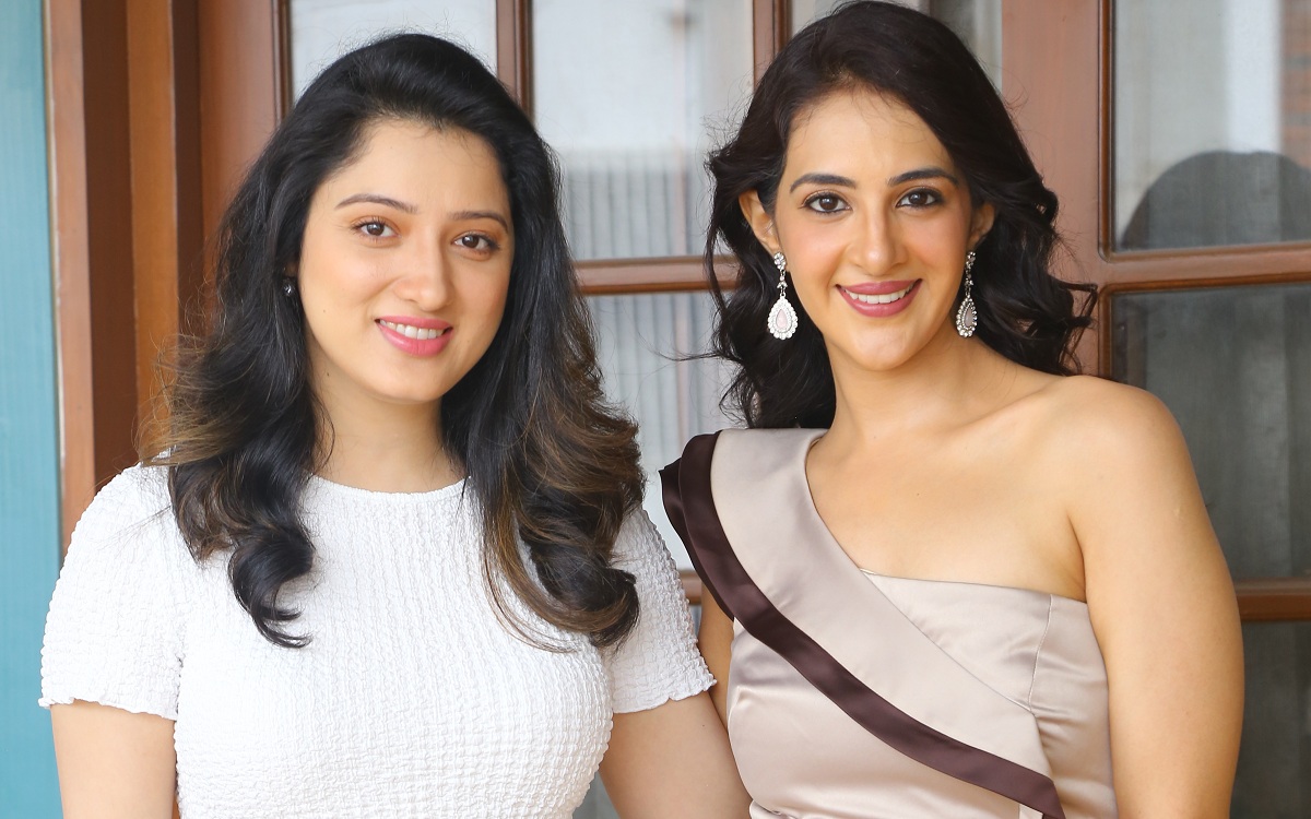 “Circle” Movie Impresses – Arshin Mehta, Richa Panai