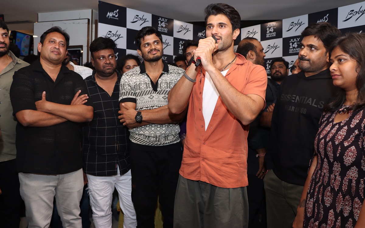 Anand And Vaishnavi Made Me Emotional : Vijay Devarakonda