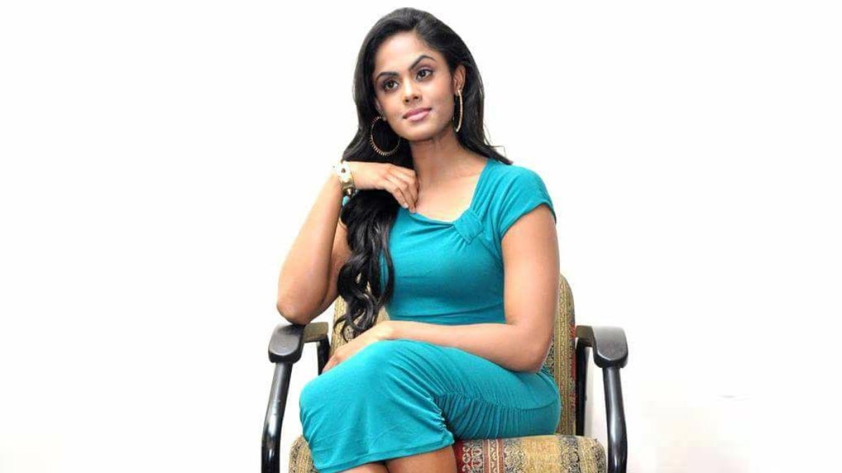 Actress Karthika Gets Engaged