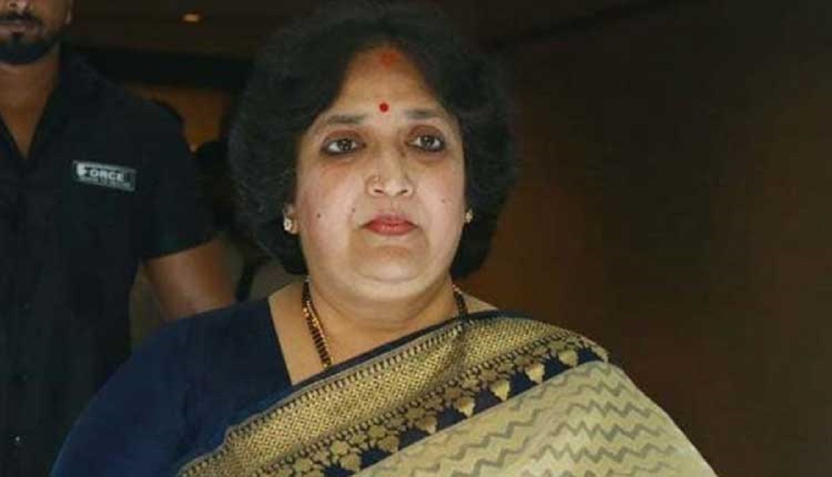 Cheating Case Filed Against Superstar Rajinikanth’s Wife