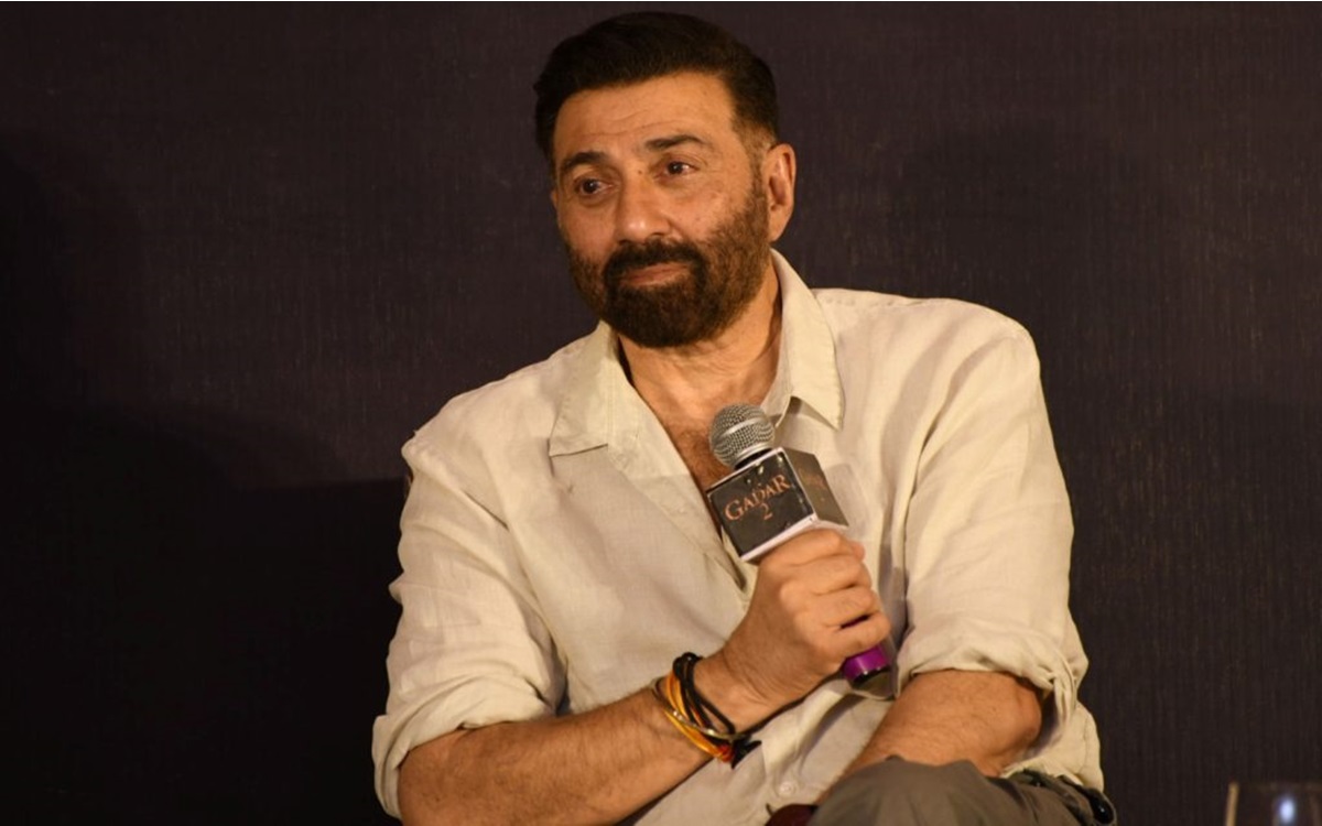 Bollywood Star Hero To Act In Telugu Movie