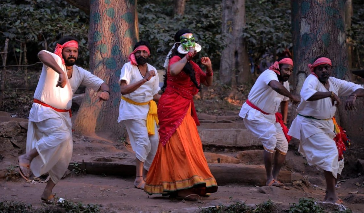 “Police Vaari Heccharika” Filming Update