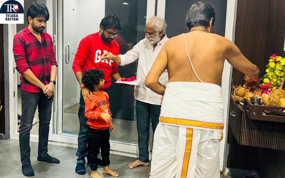 Megastar Chiranjeevi, Vassishta, UV Creations Vishwambhara Dubbing Begins