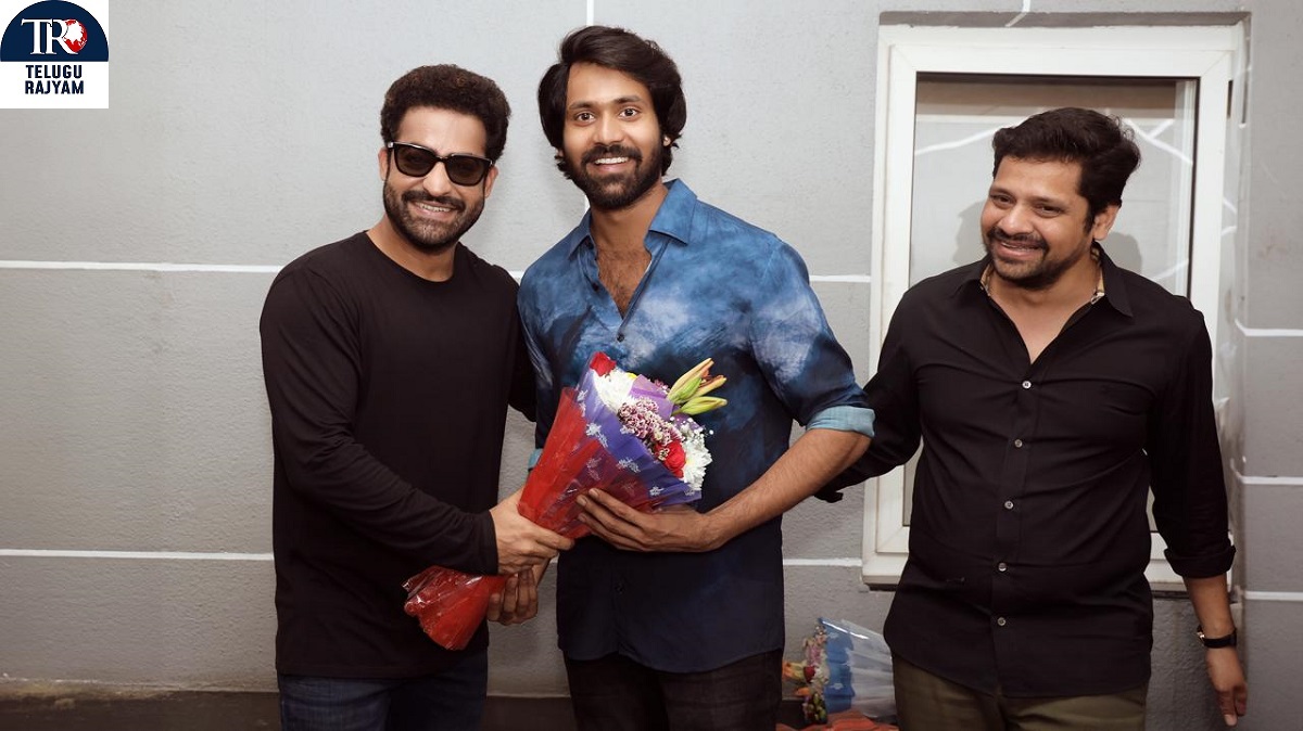 Man Of Masses NTR Congratulates The Blockbuster Entertainer AAY Team