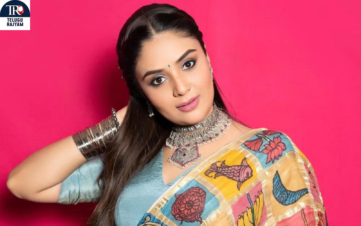 Star Anchor Srimukhi’s Photos Are Going Viral!