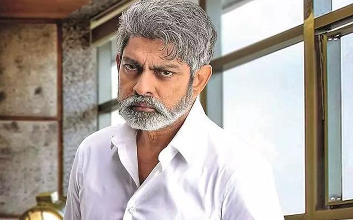Jagapathi Babu Did Not Take Remuneration For That Movie!?